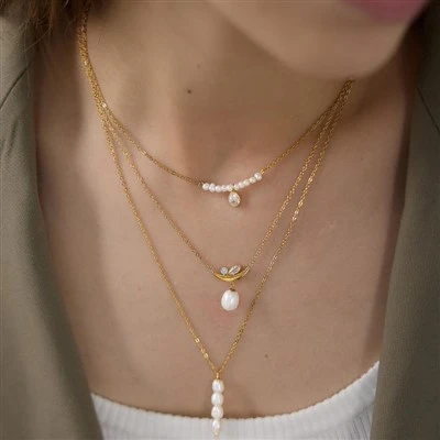 Crescent Moon CZ biserna ogrlica