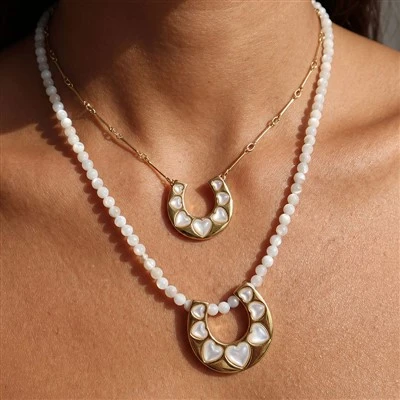 Ogrlica od bisera Horseshoe Beaded